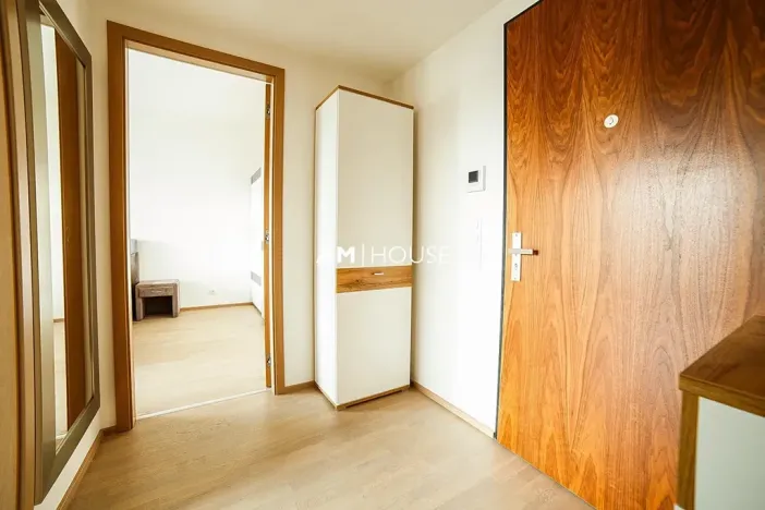 Pronájem bytu 2+kk, Praha - Holešovice, Sanderova, 51 m2