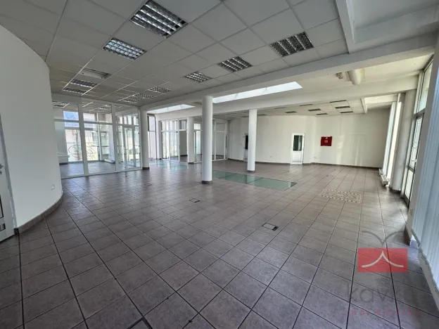 Pronájem komerční nemovitosti, Světlá nad Sázavou, Lánecká, 250 m2