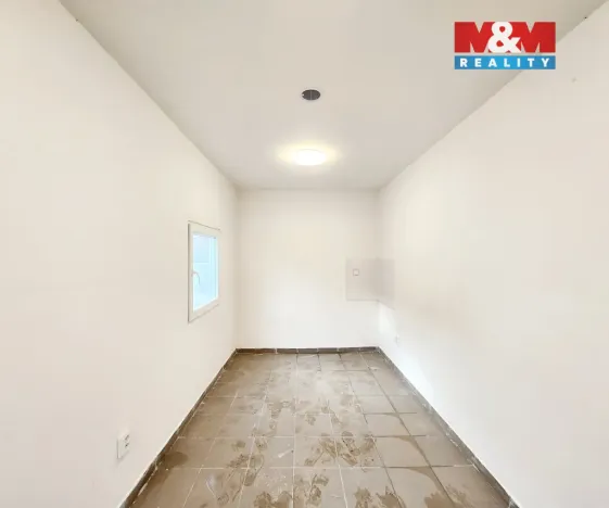 Pronájem obchodního prostoru, Praha - Uhříněves, Přátelství, 38 m2