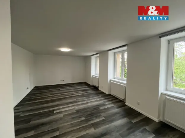 Pronájem bytu 1+kk, Český Těšín, Mlýnská, 72 m2