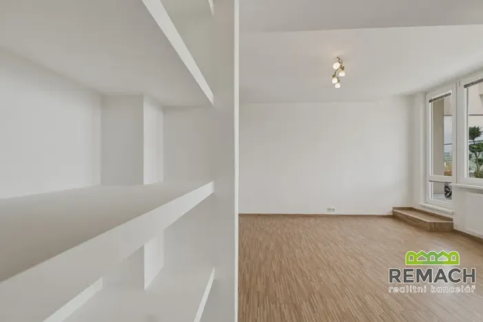 Prodej bytu 1+kk, Zlín, Ševcovská, 33 m2