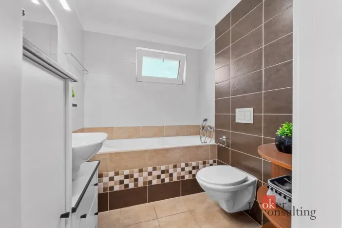 Prodej bytu 3+kk, Smiřice - Rodov, 102 m2