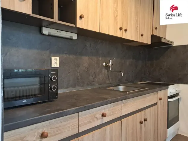 Pronájem bytu 1+1, Praha - Břevnov, Na Petřinách, 38 m2