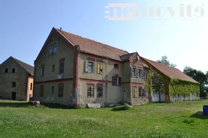 Prodej zemědělské usedlosti, Klatovy - Beňovy, 2222 m2