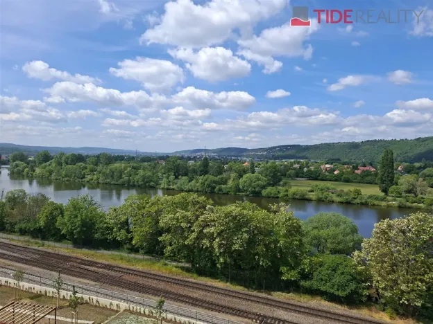 Pronájem bytu 1+kk, Praha, Kolmanova, 40 m2
