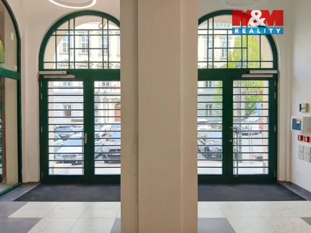 Prodej obchodního prostoru, Opava - Město, Masarykova třída, 20 m2