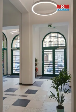 Prodej obchodního prostoru, Opava - Město, Masarykova třída, 200 m2
