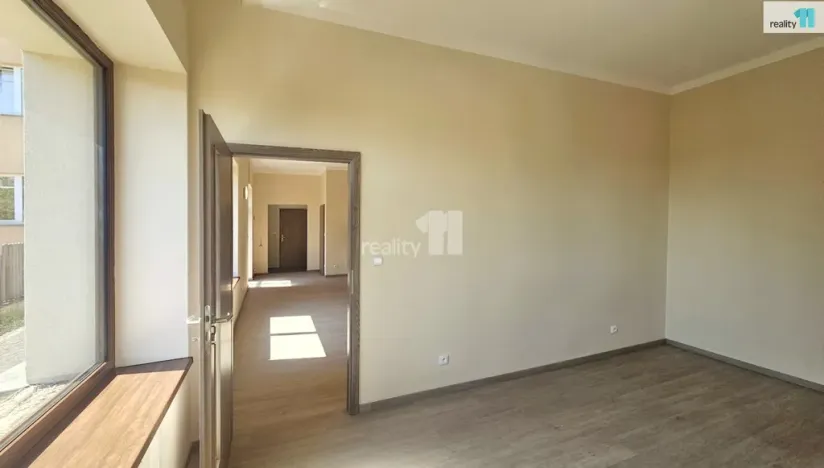 Pronájem bytu 2+kk, Kolín - Kolín IV, Školská, 59 m2