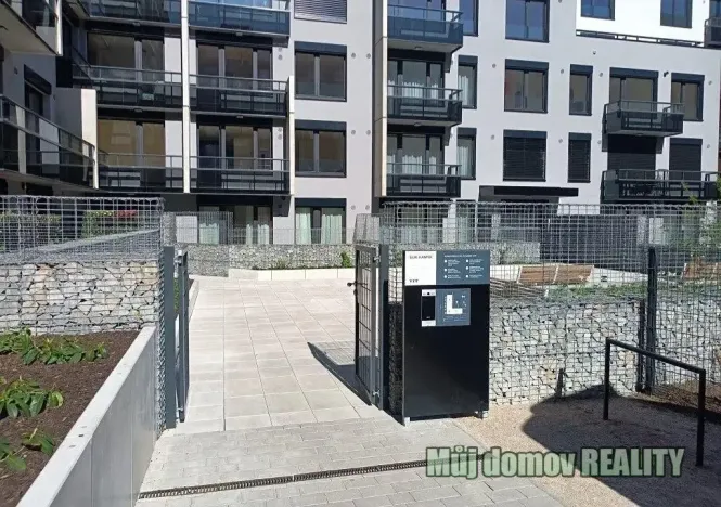 Pronájem bytu 2+kk, Praha - Kamýk, 45 m2