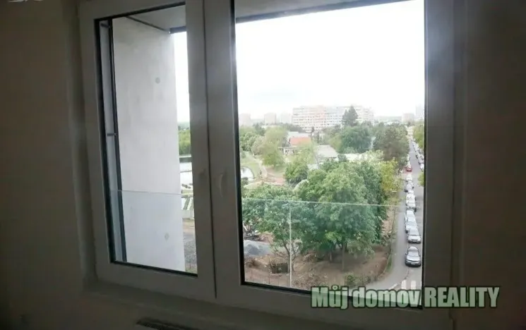 Pronájem bytu 2+kk, Praha - Kamýk, 45 m2