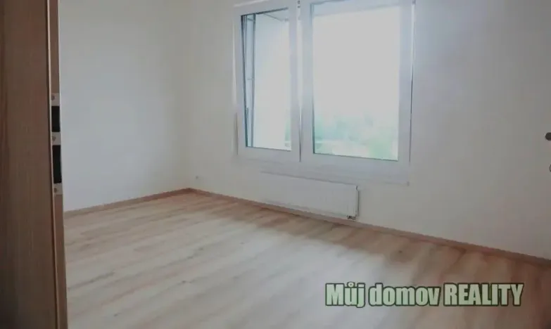 Pronájem bytu 2+kk, Praha - Kamýk, 45 m2