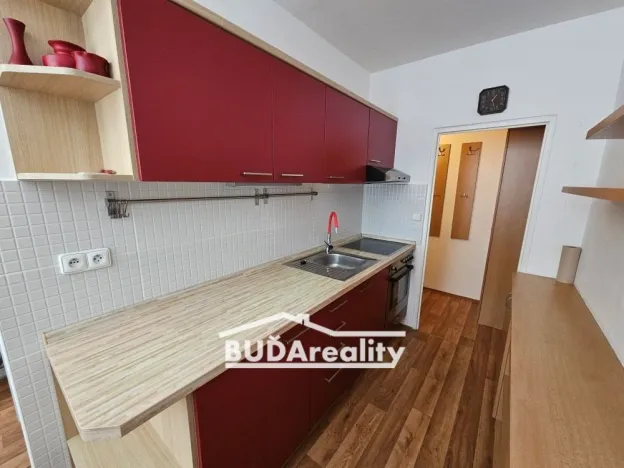 Pronájem bytu 1+1, Zlín, Dlouhá, 37 m2