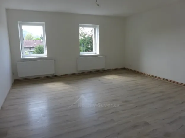 Pronájem bytu 3+1, Skalice u České Lípy, 87 m2