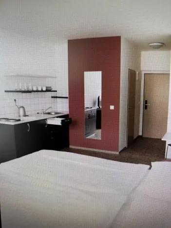 Pronájem apartmánu, Praha - Smíchov, Křížová, 28 m2