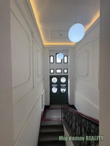 Pronájem bytu 2+kk, Praha - Nové Město, Na Zderaze, 46 m2