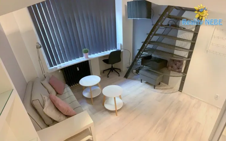 Pronájem bytu 1+kk, Praha - Vinohrady, Soběslavská, 20 m2