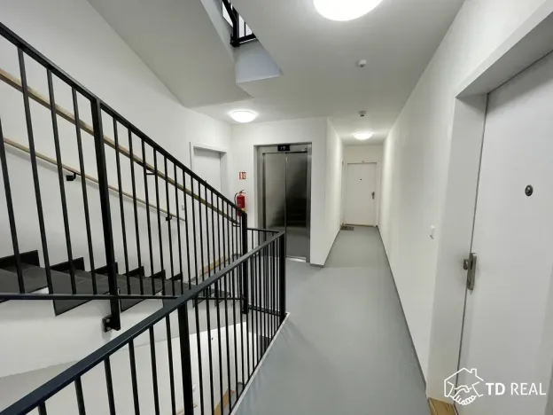 Pronájem bytu 1+kk, Brno, Vinařská, 34 m2