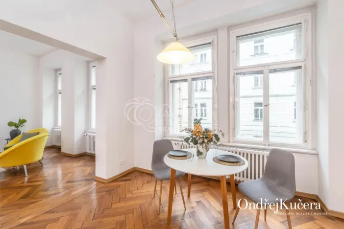 Prodej bytu 3+1, Praha - Malá Strana, Mělnická, 90 m2