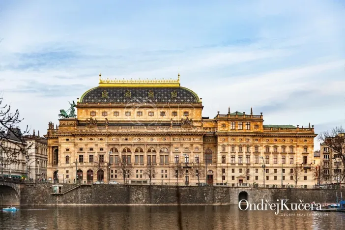 Prodej bytu 3+1, Praha - Malá Strana, Mělnická, 90 m2