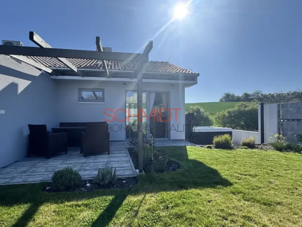 Prodej ubytování, Valtice, Polní, 161 m2
