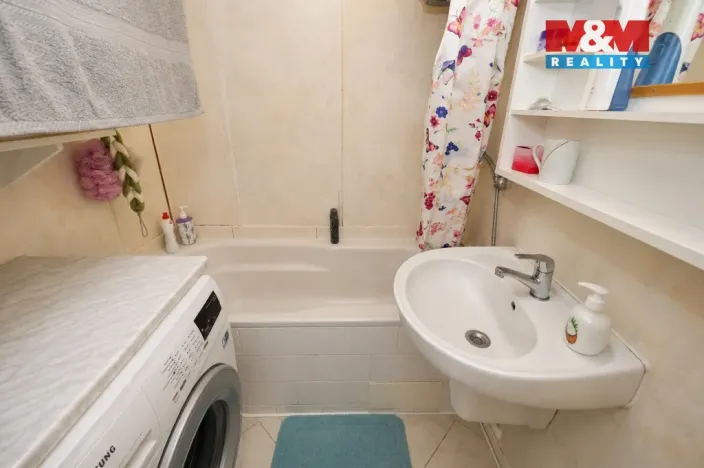 Prodej bytu 2+1, Mrákotín, 69 m2