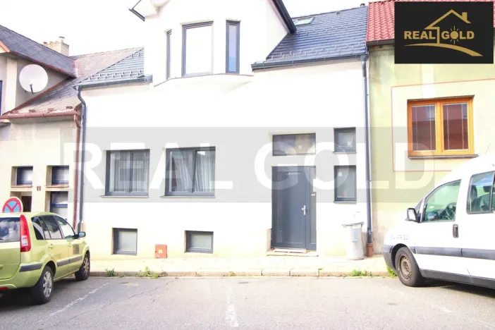 Pronájem bytu 2+kk, Třebíč, Husova, 58 m2