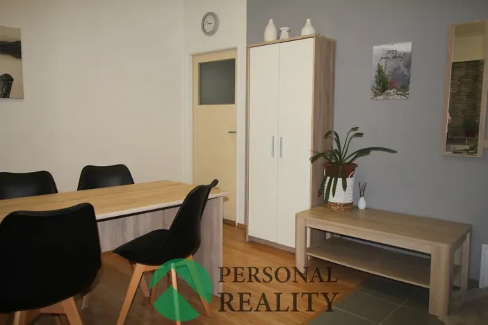 Pronájem kanceláře, Rakovník, Trojanova, 38 m2