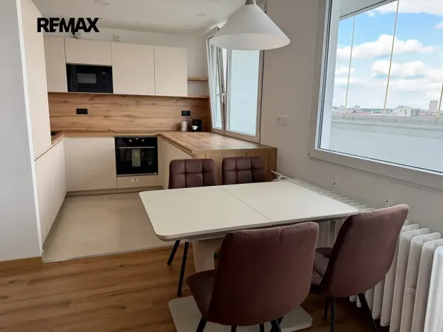Pronájem bytu 3+kk, Praha - Strašnice, Gutova, 67 m2