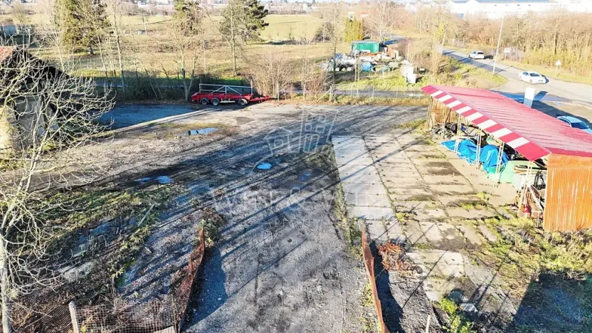 Pronájem komerčního pozemku, Praha - Horní Počernice, Ve žlíbku, 600 m2