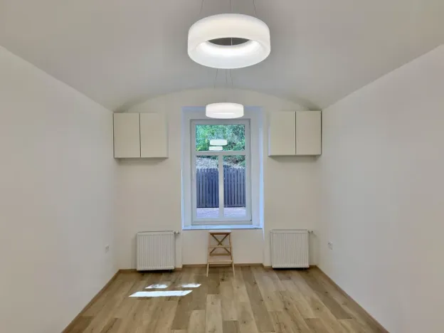 Pronájem bytu 1+1, Praha - Žižkov, Hartigova, 29 m2