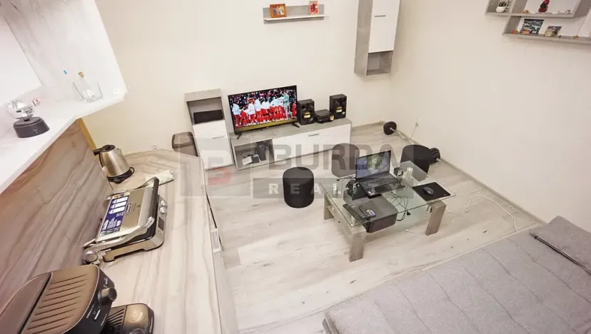Pronájem bytu 2+kk, Neratovice, 30 m2