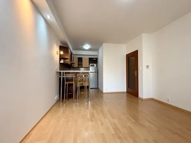 Pronájem bytu 2+kk, Praha - Hostivař, Bratislavská, 45 m2
