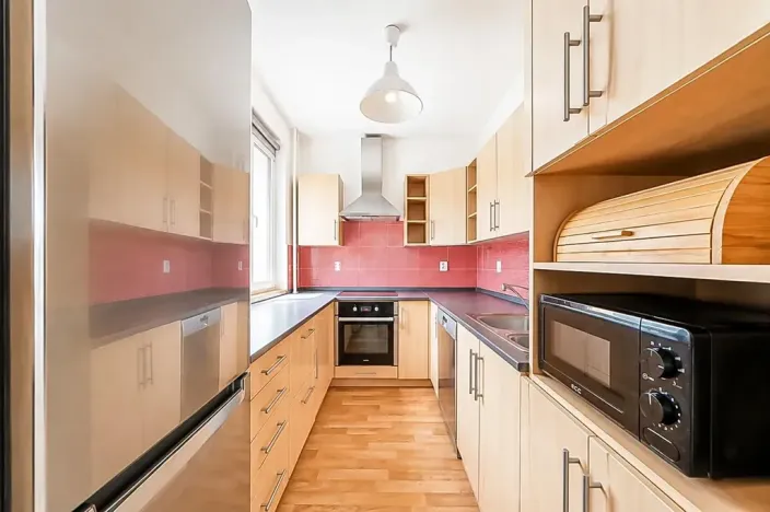 Prodej bytu 3+1, Praha - Komořany, Za sídlištěm, 68 m2