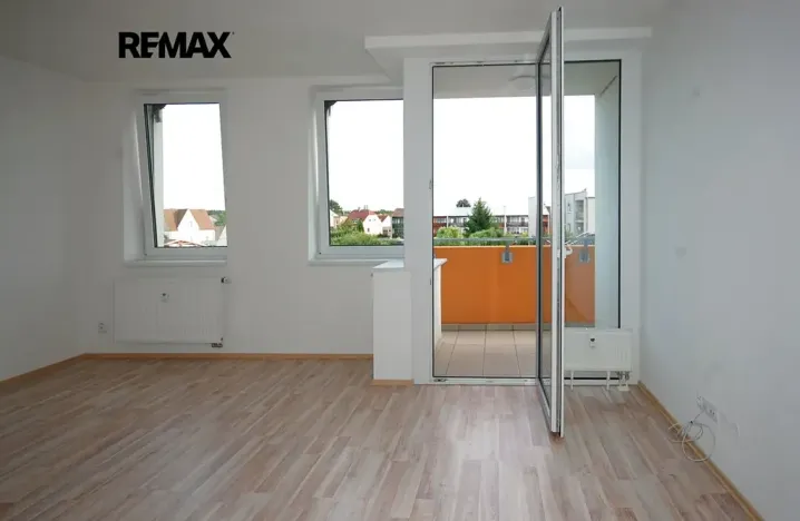 Prodej bytu 1+kk, Velký Osek, U hřiště, 33 m2