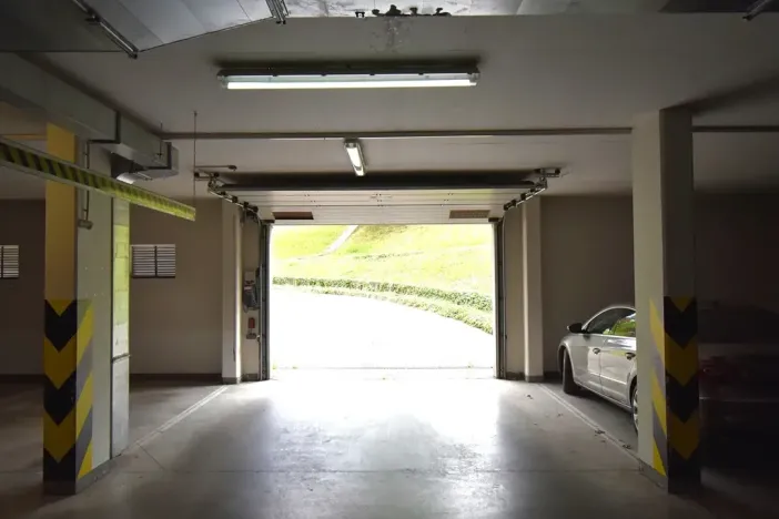 Prodej garážového stání, Praha - Kunratice, Velké Kunratické, 17 m2