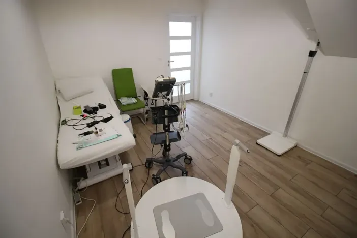 Pronájem obchodního prostoru, Praha - Vinohrady, Budečská, 117 m2