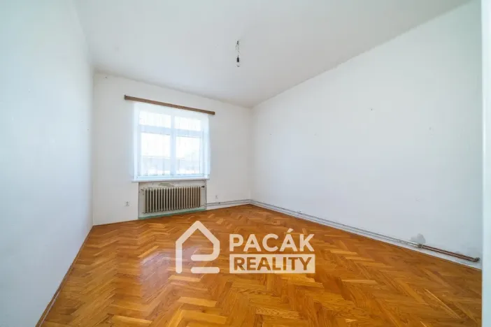 Prodej pozemku pro bydlení, Tršice, 4659 m2