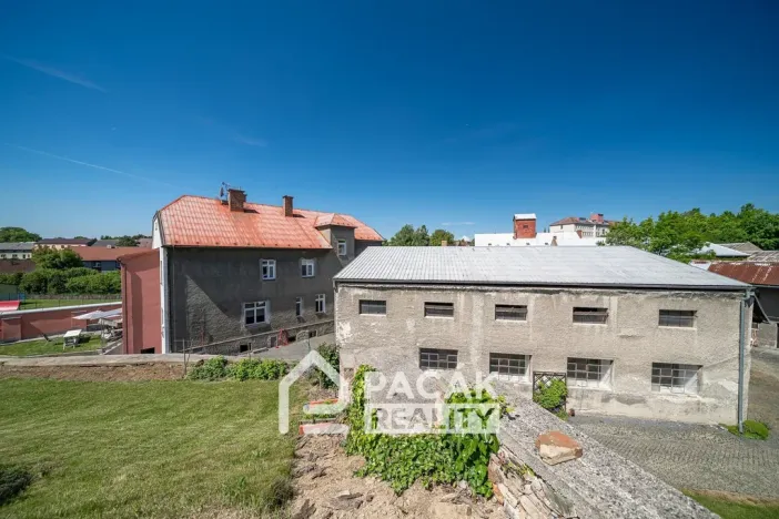 Prodej výrobních prostor, Tršice, 1000 m2