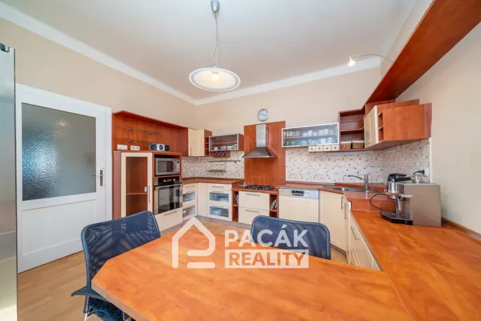 Prodej rodinného domu, Tršice, 1000 m2