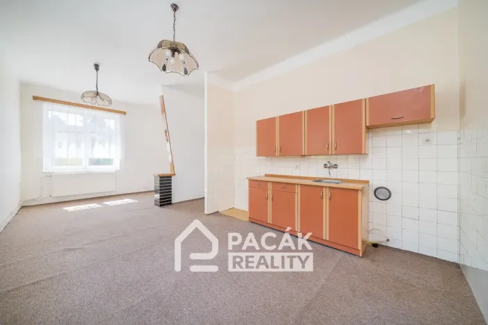 Prodej rodinného domu, Tršice, 1000 m2