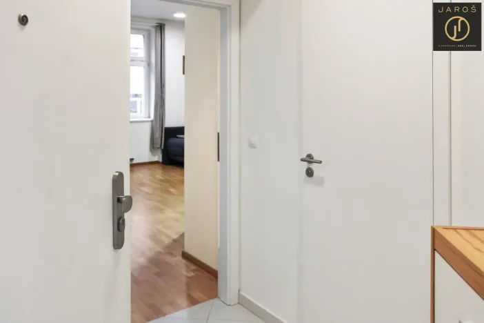 Pronájem bytu 1+kk, Praha - Libeň, Lihovarská, 25 m2