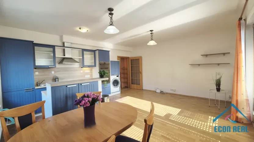 Pronájem bytu 3+kk, Praha - Libeň, Krejčího, 78 m2