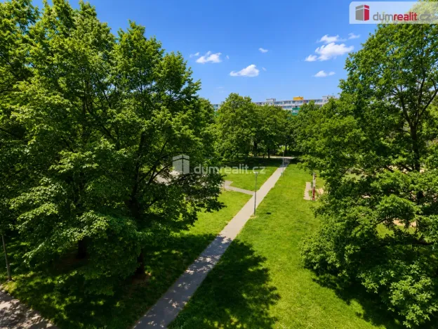 Pronájem bytu 2+kk, Praha - Prosek, Veltruská, 60 m2