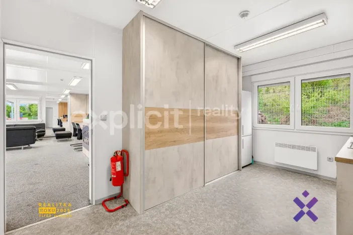 Prodej obchodního prostoru, Biskupice, 4600 m2