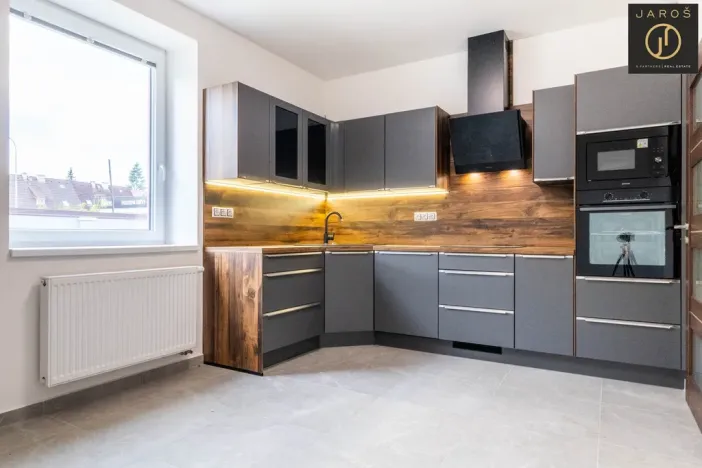 Prodej rodinného domu, Kladno, Svépomoc, 209 m2