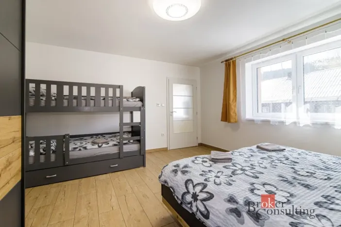 Prodej chalupy, Karolinka, Raťkov, 250 m2