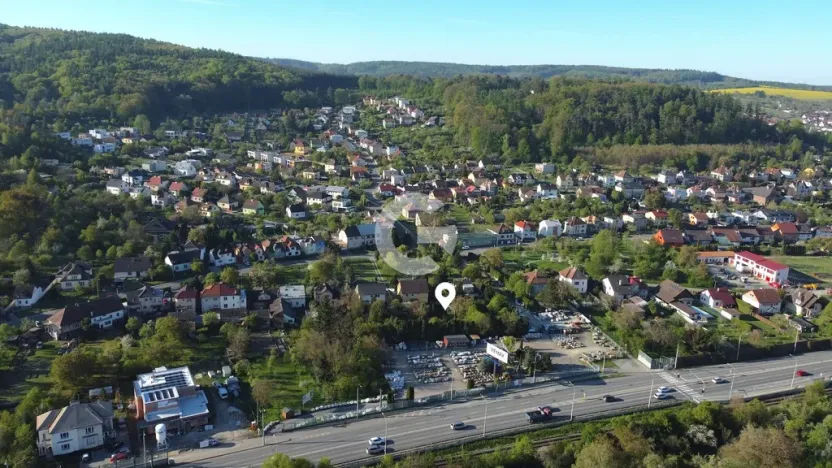 Prodej pozemku pro bydlení, Zlín - Malenovice, Šrámkova, 1976 m2