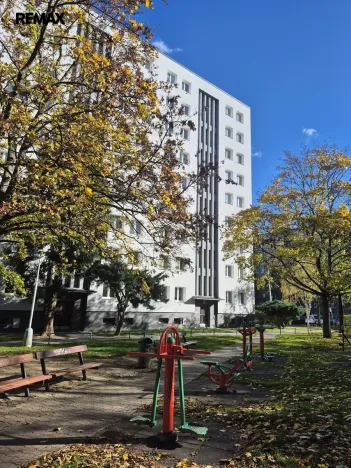 Pronájem bytu 3+kk, Praha - Záběhlice, Hlavní, 73 m2