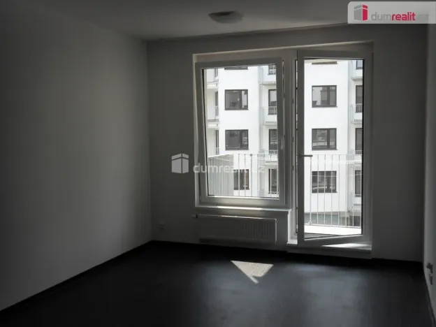Pronájem bytu 2+kk, Praha - Střížkov, Zakšínská, 52 m2