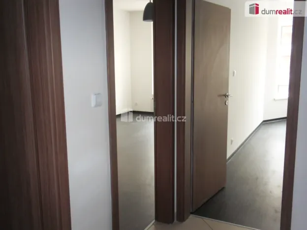 Pronájem bytu 2+kk, Praha - Střížkov, Zakšínská, 52 m2